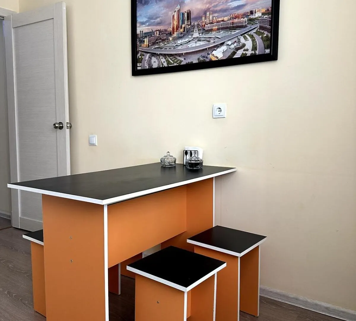 Bekturova 17 Apartment Nur-Sultan  0*, Nur-Sultan (Astana)